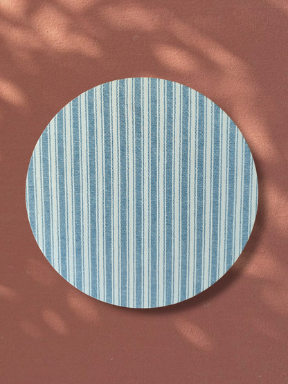 VIRGENCITA RAYA AZUL CON PAN DE ORO