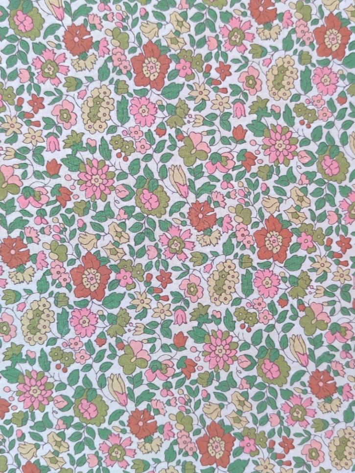 VIRGENCITA CASSY CON PAN DE ORO