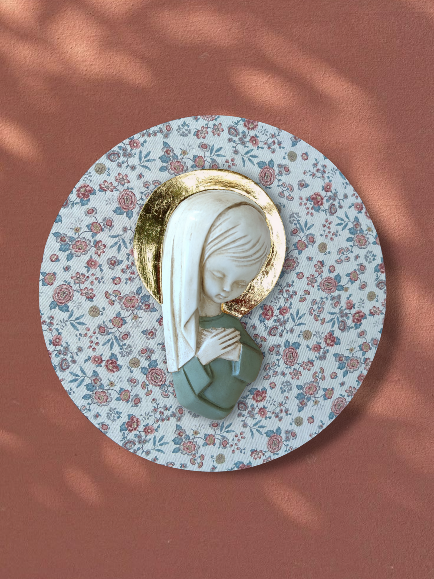 VIRGENCITA CON PAN DE ORO