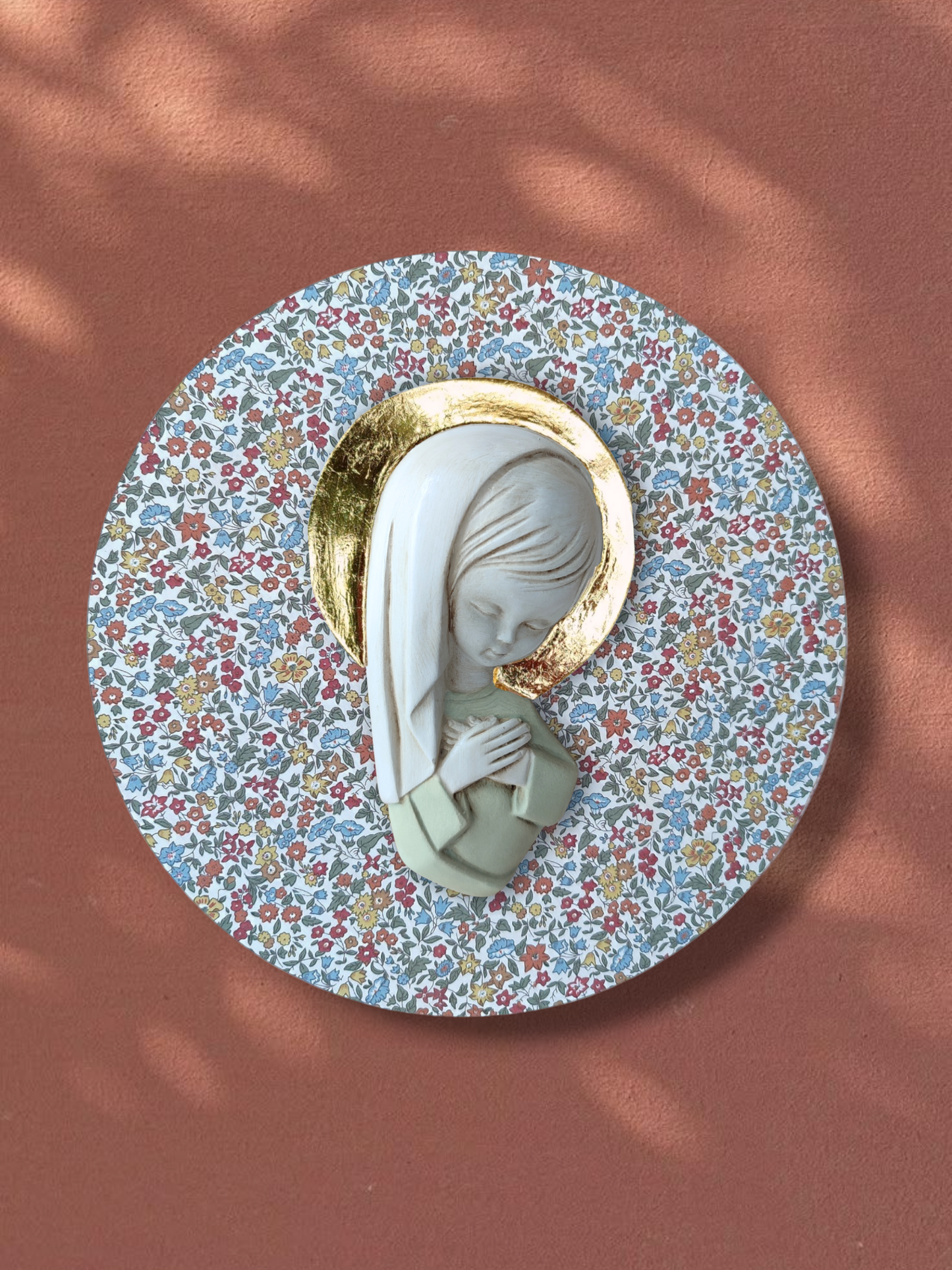 VIRGENCITA CON PAN DE ORO