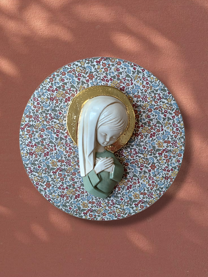 VIRGENCITA BLOSSOM CON PAN DE ORO
