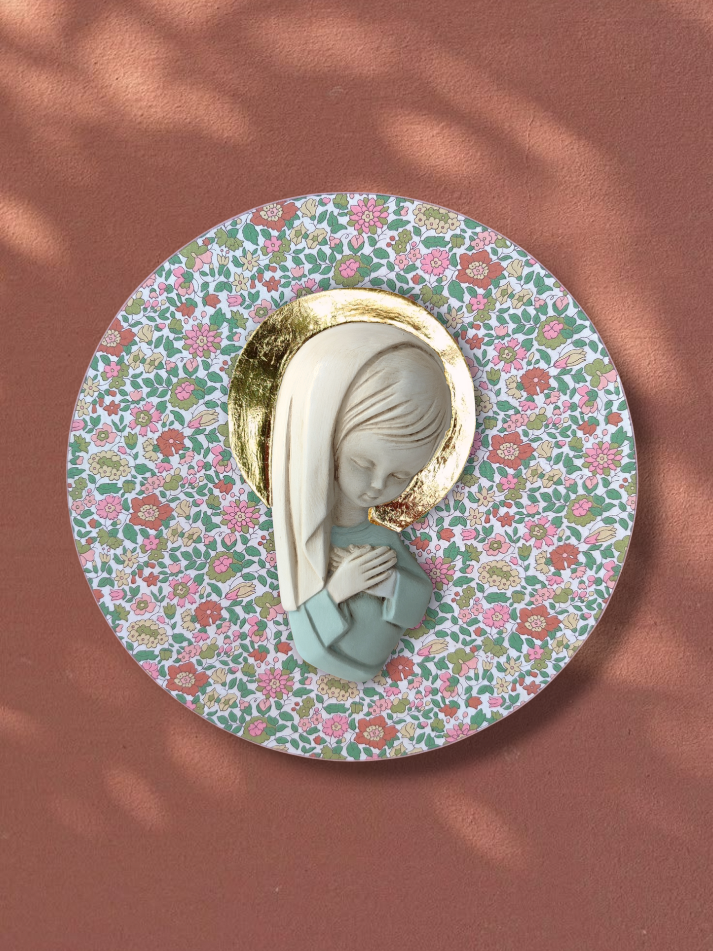 VIRGENCITA CON PAN DE ORO