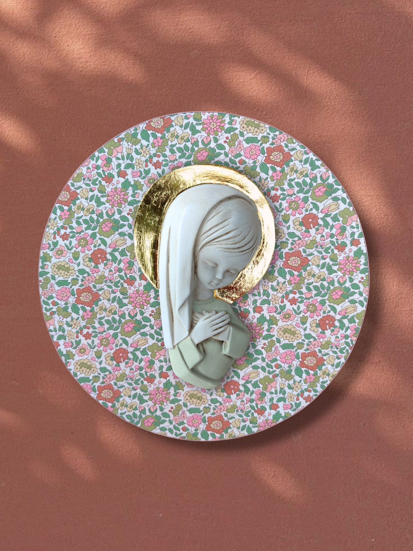 VIRGENCITA CON PAN DE ORO