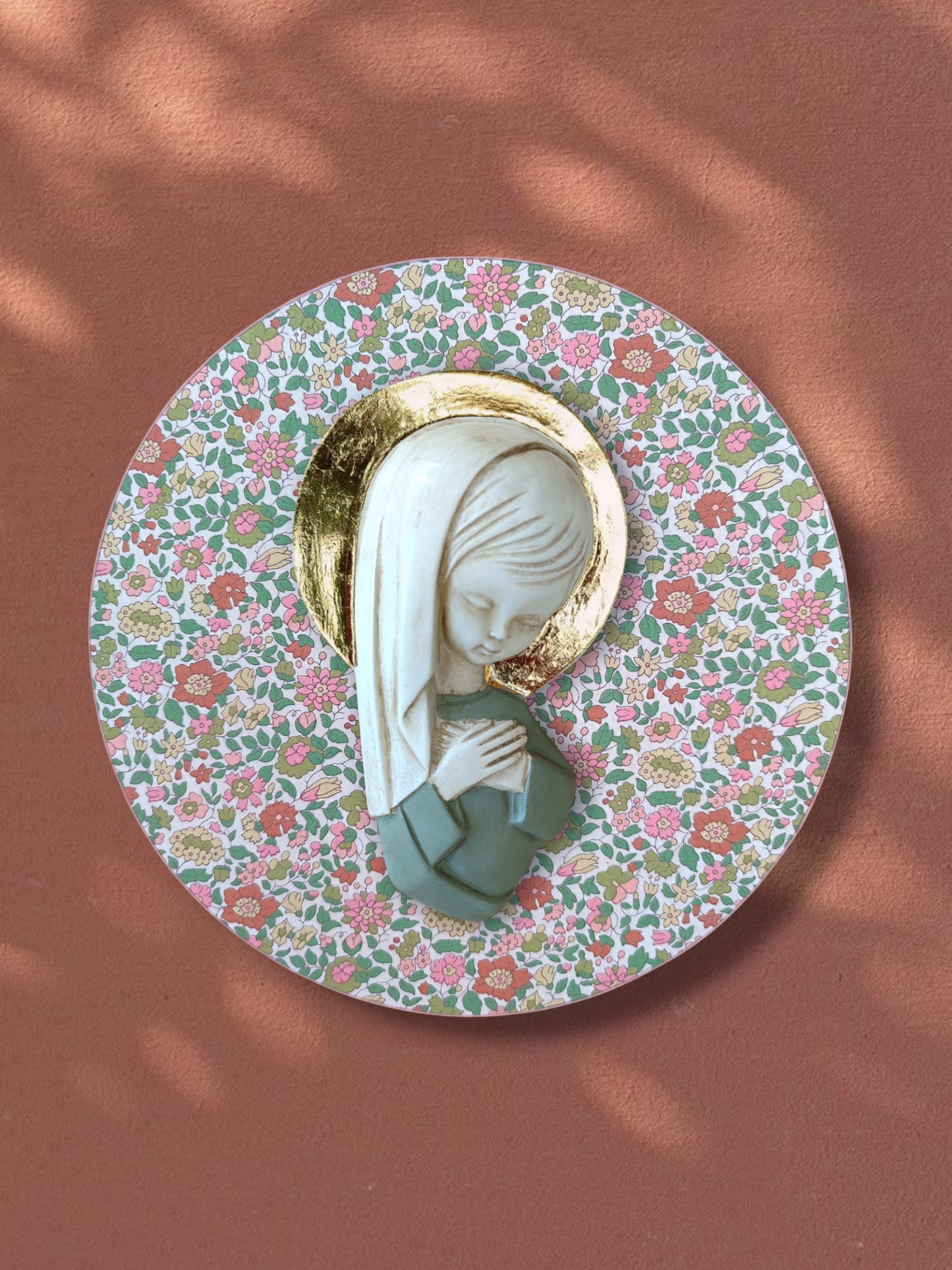 VIRGENCITA CON PAN DE ORO