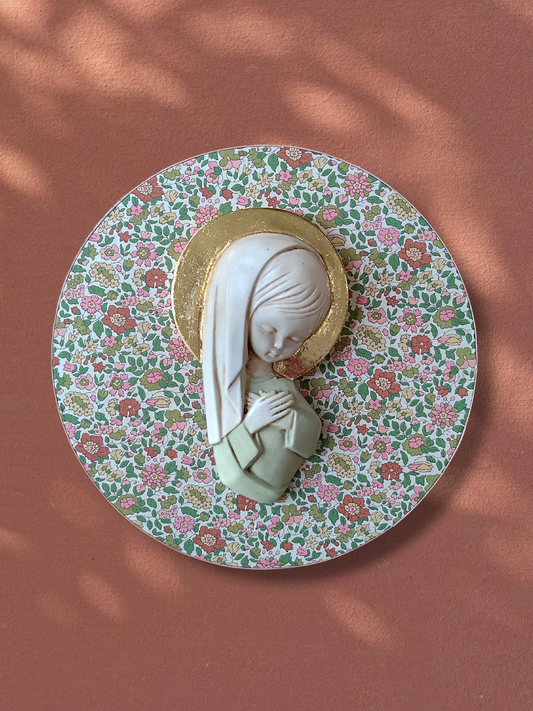 VIRGENCITA CASSY CON PAN DE ORO