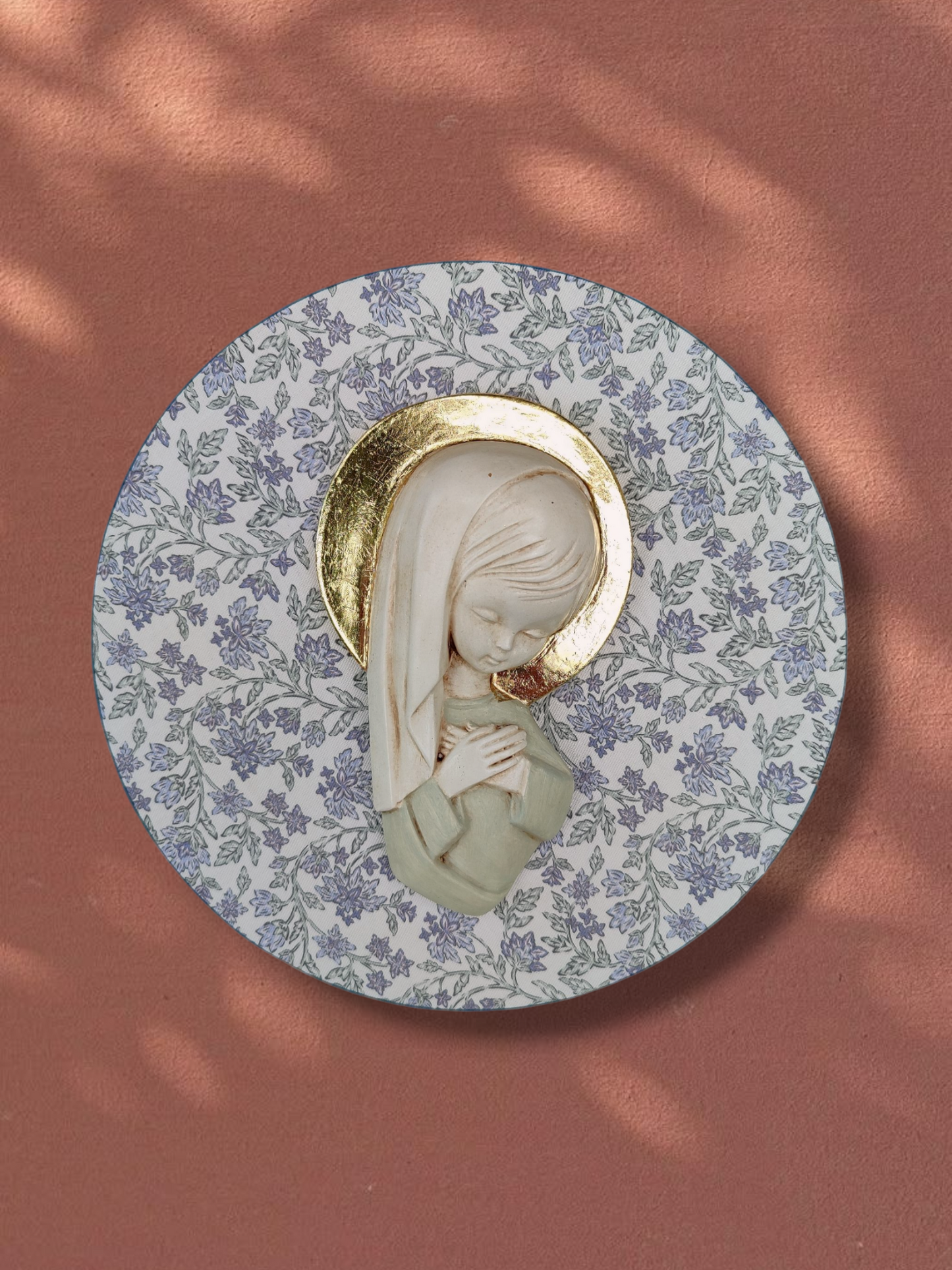 VIRGENCITA DAISY CON PAN DE ORO