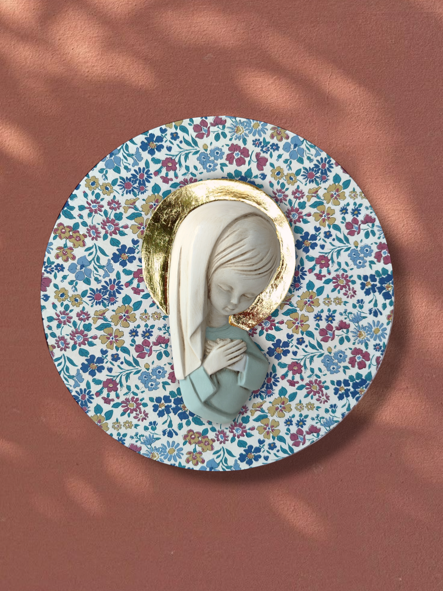 VIRGENCITA CON PAN DE ORO