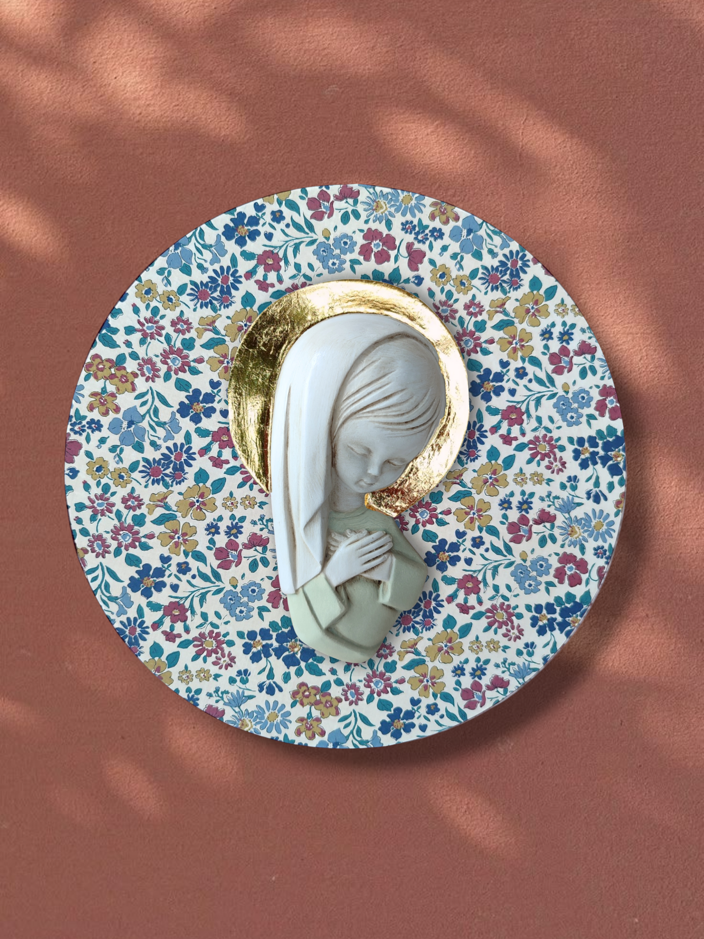 VIRGENCITA CON PAN DE ORO