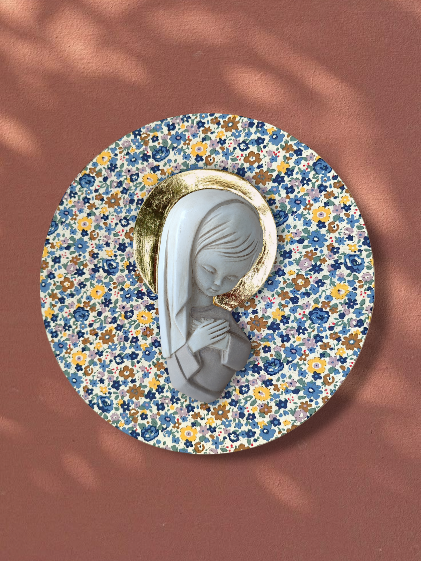 VIRGENCITA CON PAN DE ORO