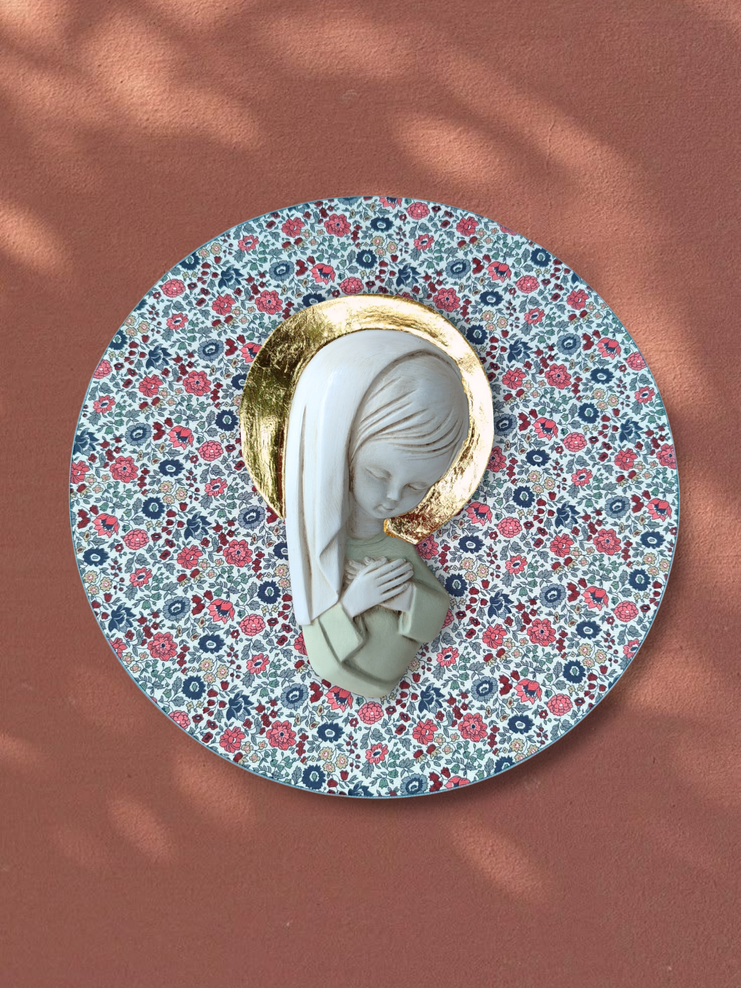 VIRGENCITA CON PAN DE ORO