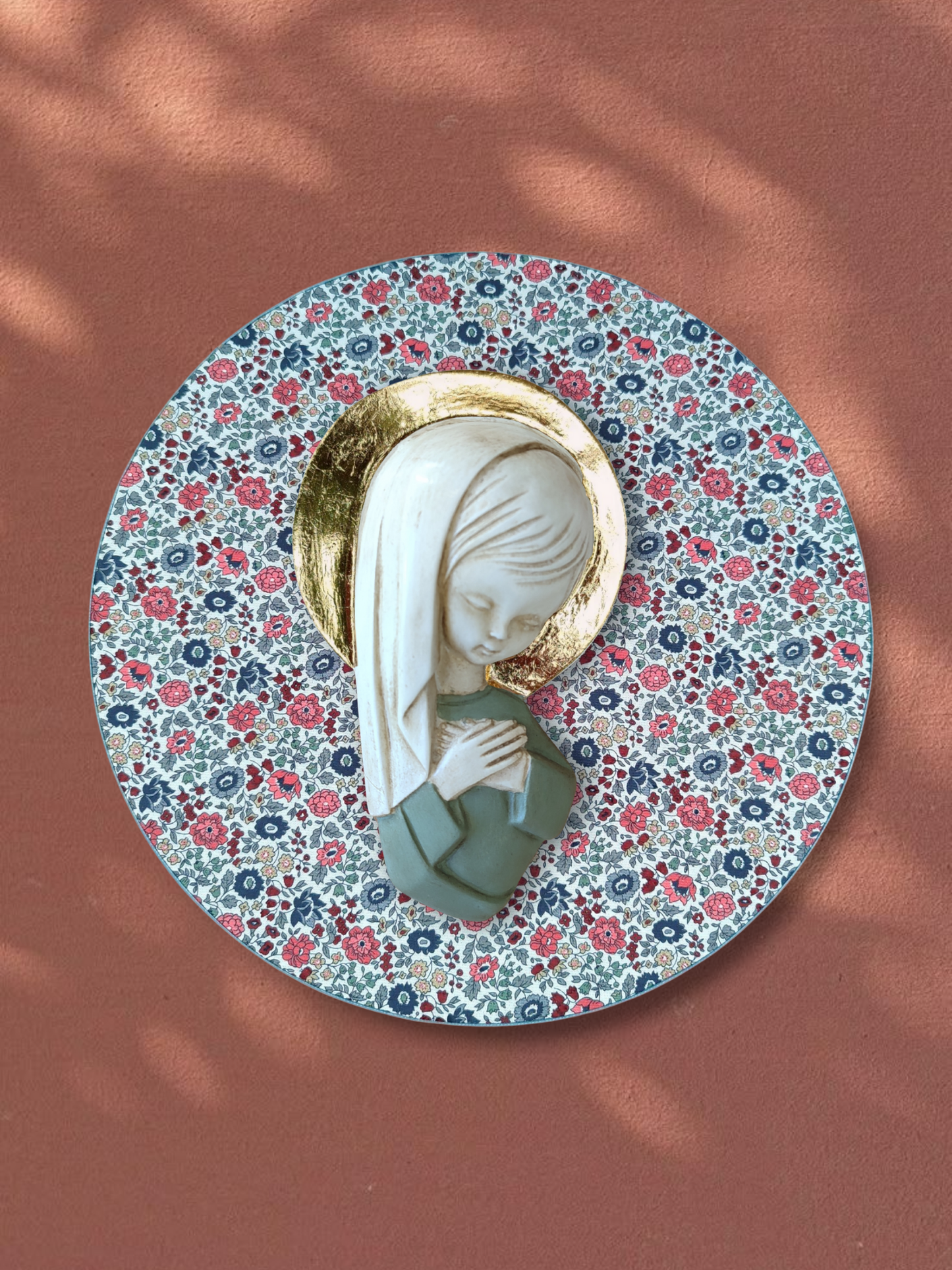 VIRGENCITA CON PAN DE ORO