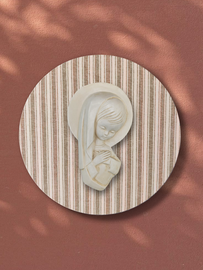 VIRGENCITA RAYA BEIGE